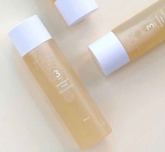 No. 3 Super Glowing Essence Toner - Tonique [200ml] - numbuzin - Beauty Care